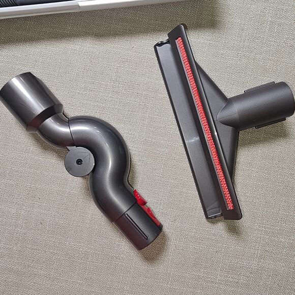 Dyson Vacuum Attachments with Case New - Picture 4 of 5